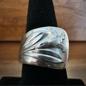 Magic Lily Spoon Ring